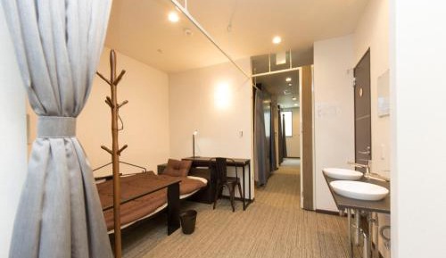 Single Room - Female Only