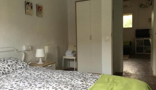 Apartment with Terrace (Modern Deco)