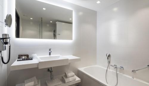 Comfort Twin Room with Spa Bath