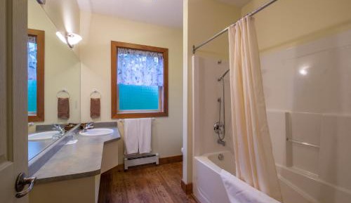 Two-Bedroom Suite with Ocean View