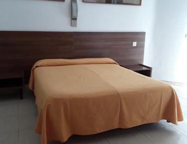 Double or Twin Room with Private Bathroom