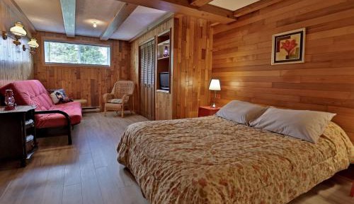 Family Room with Private Bathroom