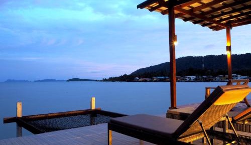 Deluxe Double Room with Balcony and Sea View