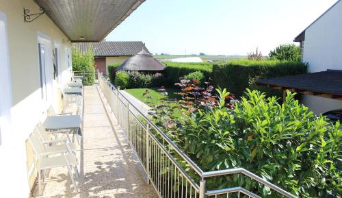 Deluxe Double Room with Shower