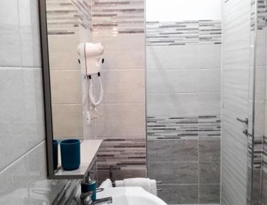 Triple Room with City View