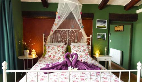 Double Room with Private Toilet