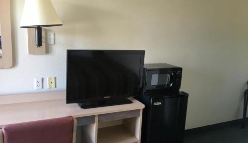 Queen Room - Disability Access