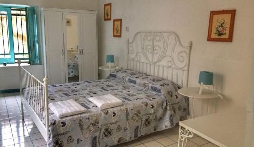 Quadruple Room with Private Bathroom