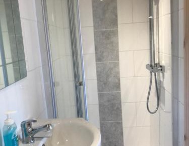 Deluxe Double Room (2 Adults + 1 Child)