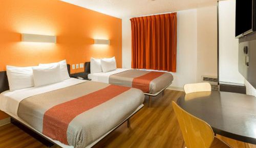 Quadruple Room - Non-Smoking