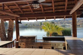 Parker Strip House | Park Strip - Colorado RIVER FRONT ON A SANDY BEACH