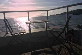 Saundersfoot Apartment | A Gem by the beach