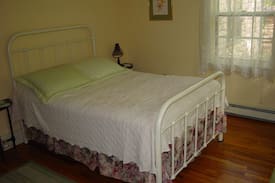 Wellfleet Bed & Breakfast | The Buoy House B&B - 2 BR Suite