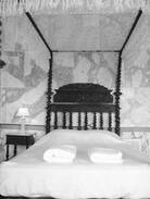 Estarreja Cabin | Pontoeste Guesthouse - Vintage Room