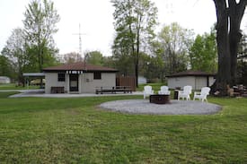 Westford Cabin | Beer Camp of Pymatuning Lake (Dock Space Included)