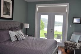 Baddeck Cabin | Baddeck cottage with a beautiful view