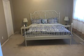 Hawkwood House | 卡尔加里家庭旅馆-李哥家庭客栈(Brother Li Homestay李兄民宿)-204