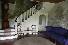 Pemaquid Point House | Classic 4 bedroom family cottage on beautiful Pemaquid Loop Road, steps from Pemaquid Point in New Harbor, Maine