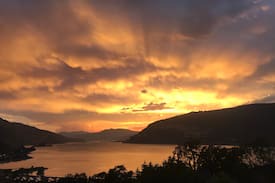 Mosier House | Hawk's View Columbia Gorge Amazing View Home