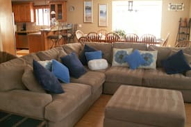 Roads End House | Sunrays Vacation Beach Home in Road's End
