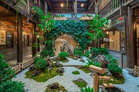 Shuhe Old Town Hotel | 中国风 网红打卡客栈 适合拍照观雪山的小院 可停车 含免费中餐或者晚餐+双早