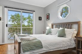 Little Wobby House | Waterfront Hawkesbury River , Wobby Beach House