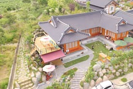 Hampyeong House | 윤슬한옥펜션~전객실바다뷰 함평한옥마을 함평해수찜 돌머리해수욕장