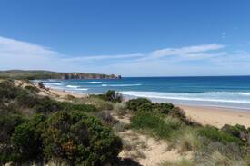 Cape Woolamai House | Private tree house, short walk to beach