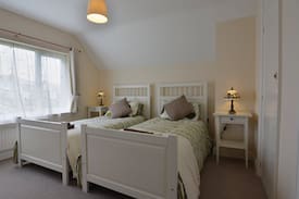 Saundersfoot House | CAPRI 4* Cottage, Saundersfoot, Pembrokeshire.