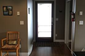 Nakusp House | Serenity Views - Lodging to Inspire