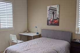 Ontario House | Best Airbnb in the area 歡迎您