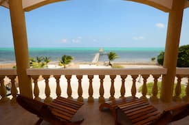 San Pedro House | Beach Front - Paradise Point - Rustic Beach home