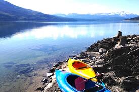 Nakusp House | Serenity Views - Lodging to Inspire