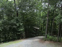 Foxfire Estates Cabin | Pocahontas with Gas logs and bubbling hot tub