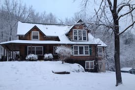 Newcomb Cabin | The Ambleside Log Home on Elk Creek