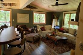 Panora House | The Treehouse at Lake Panorama