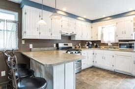 Lakeview House | Mohawk Lake Retreat - Large 3BR, Quiet, Water View