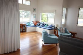 Bendalong House | 'Andagen' a spacious Bendalong holiday home directly across from Washerwomans beach reserve