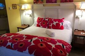 Langley Bed & Breakfast | Sunrise Cottage In Langley