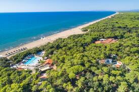 Donoratico House | Holidayhome Paradù Resort for 4 Persons
