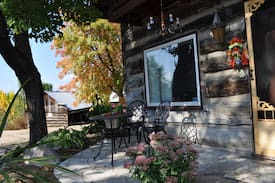 Killaloe Villa | Gerber's 1870 Chalet