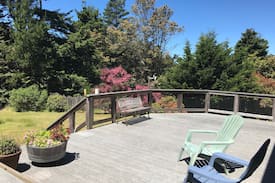 Inglenook House | Eagles Nest - Private & Serene w/ an oceans roar