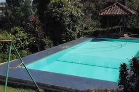 Ciloto Villa | Villa Maduma - 5BR Holiday Home at Puncak