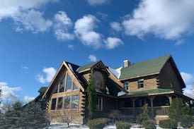 Port Jervis Villa | The Hidden Chalet in the Sky