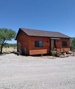 Camp Verde House | RRR Ranch Cabins-Evening Star