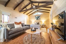 McLaren Vale House | ★Secret Garden Studio★Nespresso✔︎WiFi✔︎Netflix✔︎