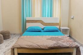 Koramangala 1A Block House | Private Spacious Room In HomeSlice Meadows