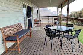 Emu Bay Cabin | Shoebox on the Bay, Emu Bay Kangaroo Island