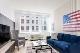 Financial District Apartment | Sonder | Stock Exchange | Sleek 3BR + Lounge