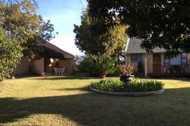 Gonubie Cabin | Athlone Guest Cottages in Gonubie, East London